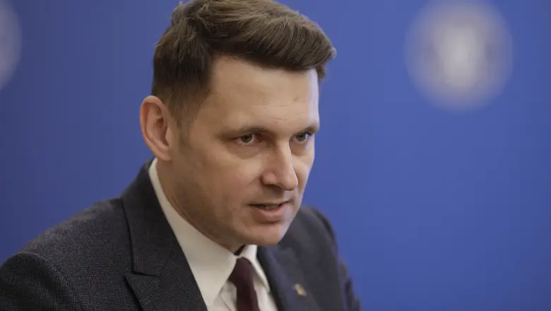 Preşedintele Senatului, Mircea Abrudean